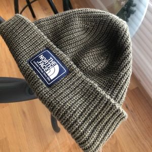 THE NORTH FACE army green beanie